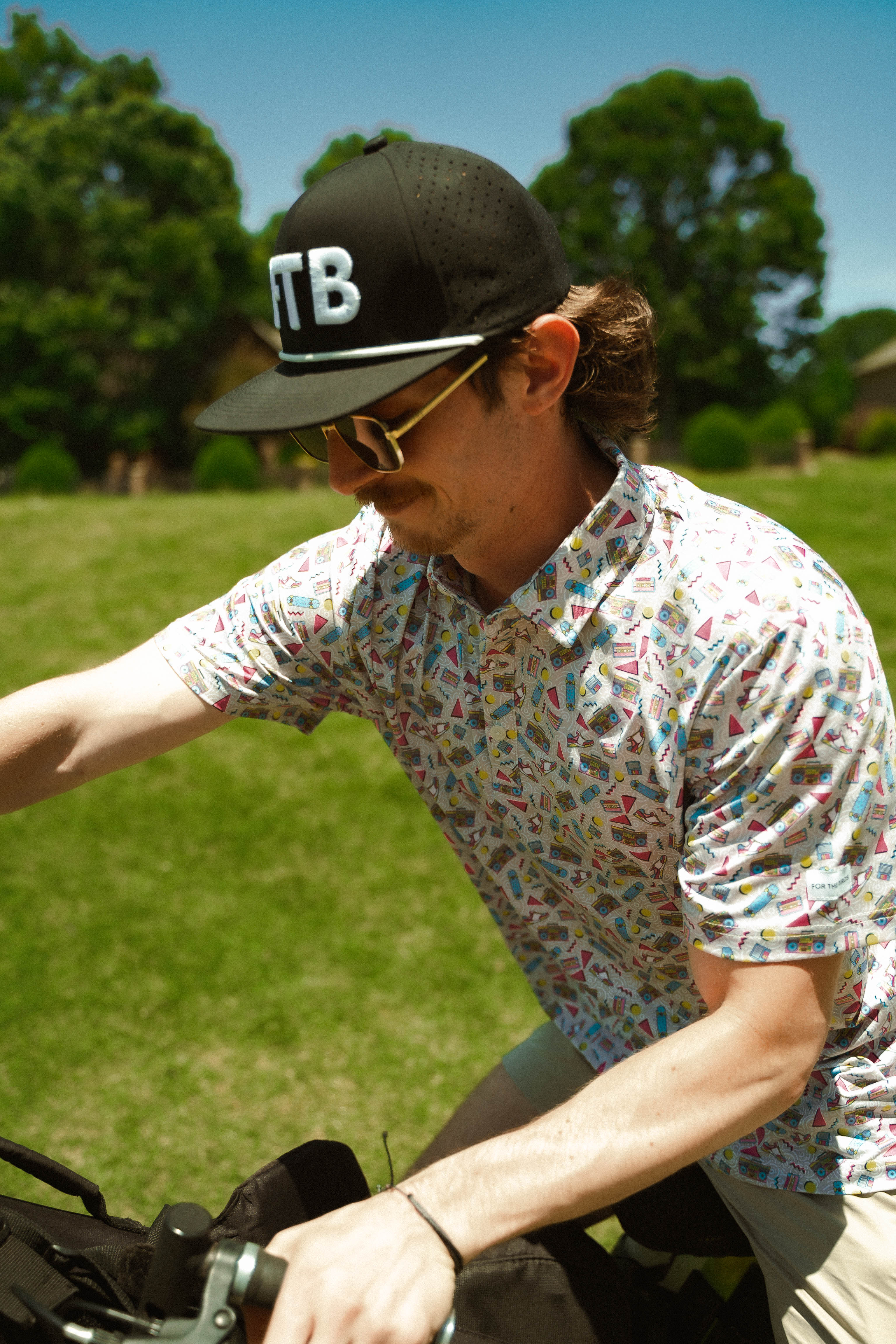 Ftb golf mens patterned golf polo with a throwback 90s design 